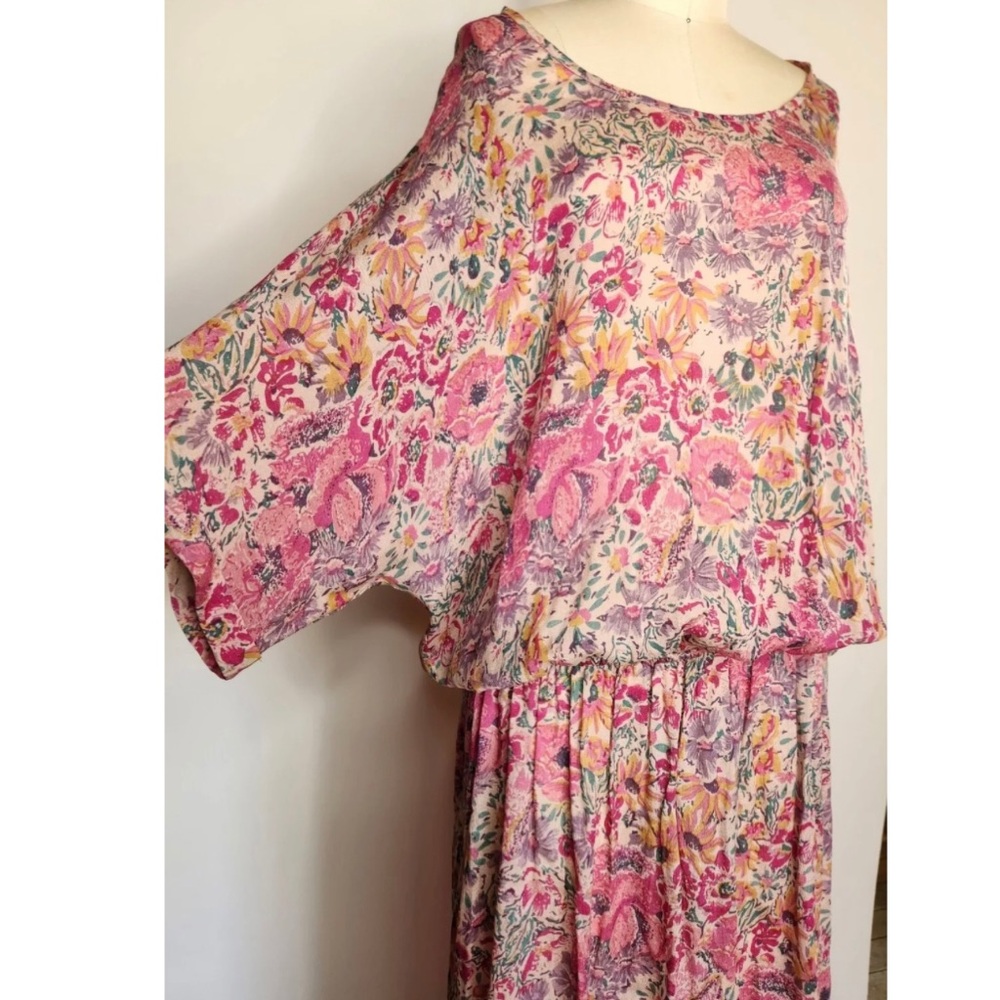 Mes Demoiselles 100% silk maxi dress. Size 4-6 US /
EU 36.